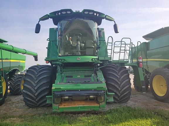 Image of John Deere S790 equipment image 1