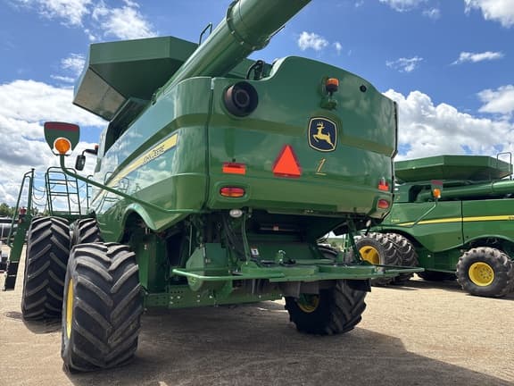 Image of John Deere S790 equipment image 4