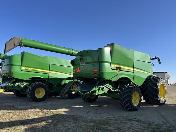 Image of John Deere S790 equipment image 3
