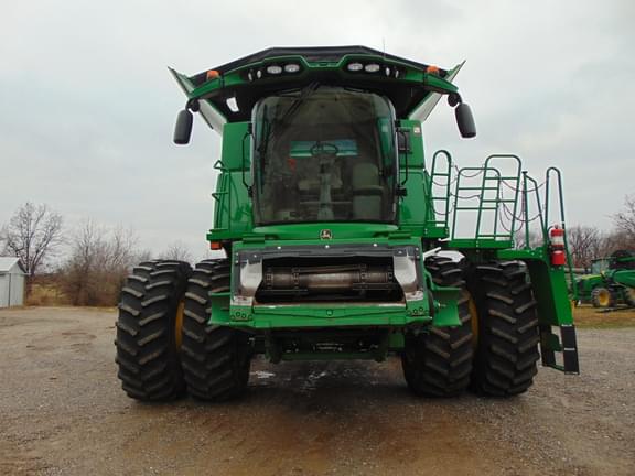 Image of John Deere S790 equipment image 3