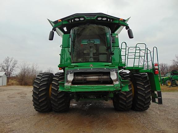 Image of John Deere S790 equipment image 2