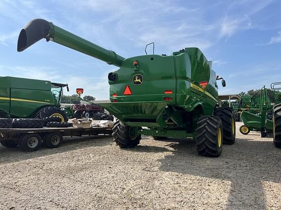 Image of John Deere S790 equipment image 4