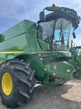 Image of John Deere S790 Primary image
