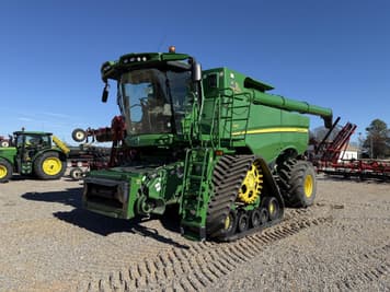 Main image John Deere S790