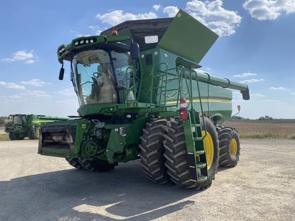 Image of John Deere S790 equipment image 3