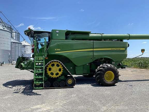 Image of John Deere S790 Primary image