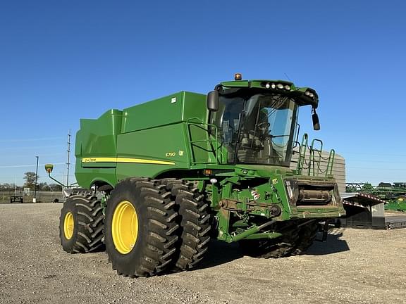 Image of John Deere S790 Primary image