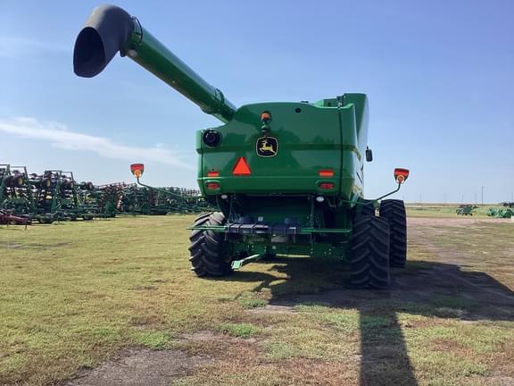 Image of John Deere S790 equipment image 4