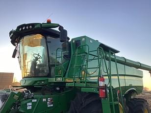 Main image John Deere S790 1