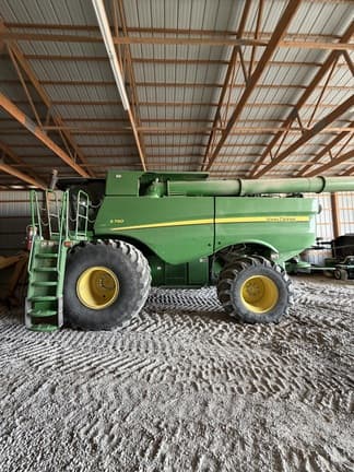Image of John Deere S790 Primary image