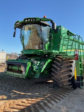 Image of John Deere S790 equipment image 2