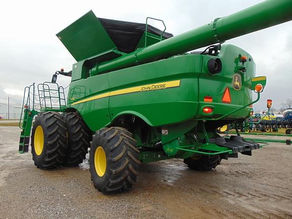 Image of John Deere S790 equipment image 4