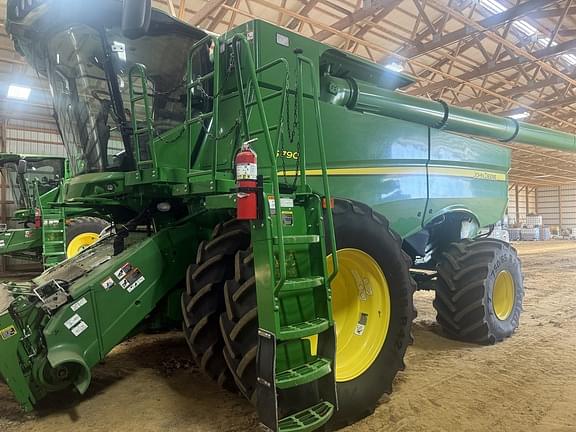 Image of John Deere S790 Primary image