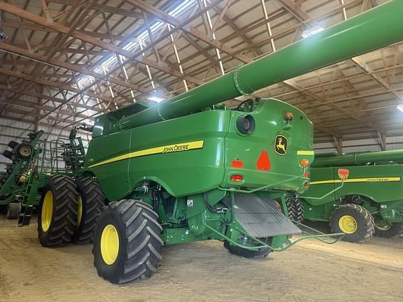 Image of John Deere S790 equipment image 4