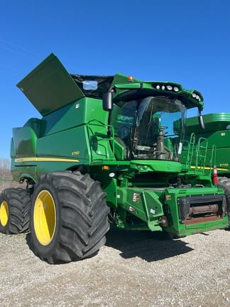 Main image John Deere S790