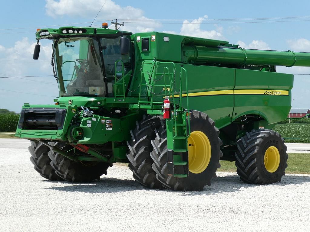 Image of John Deere S790 Primary image