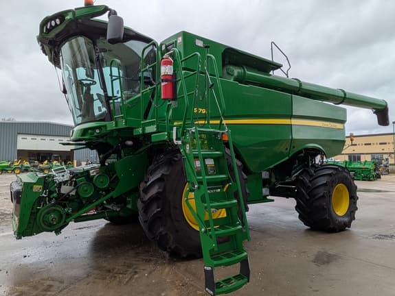 Image of John Deere S790 Primary image