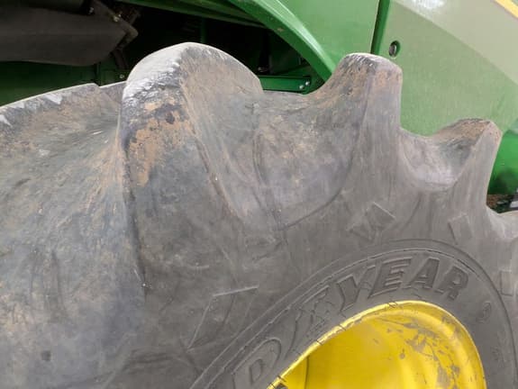 Image of John Deere S790 Image 1