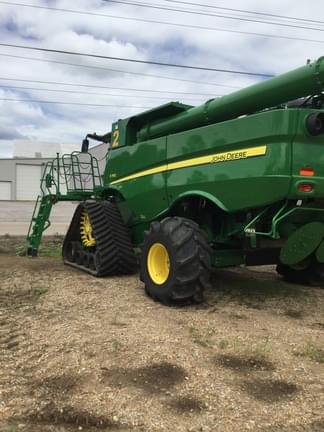 Image of John Deere S790 equipment image 1