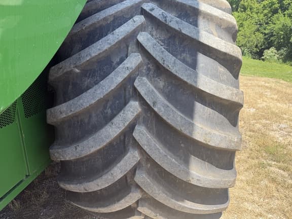 Image of John Deere S790 equipment image 4