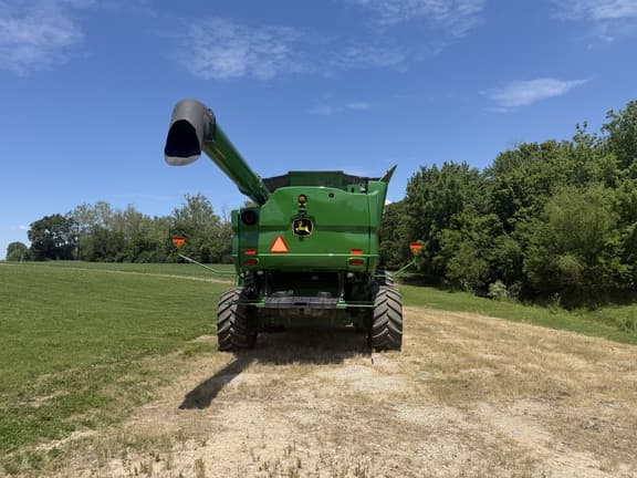 Image of John Deere S790 equipment image 1