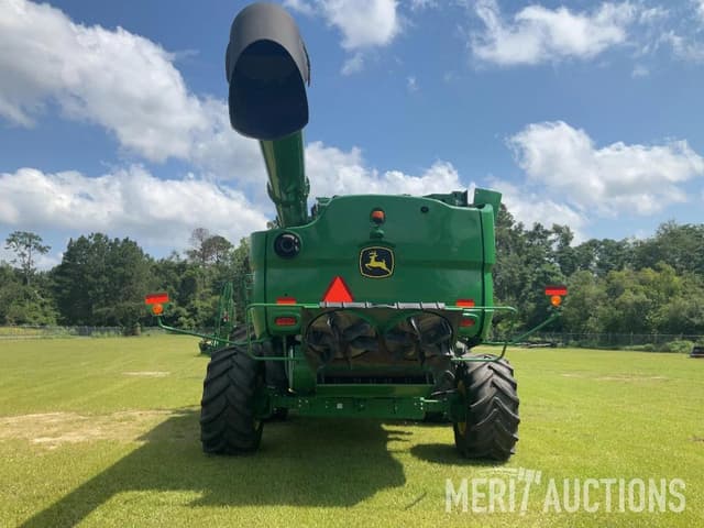 Image of John Deere S790 equipment image 4