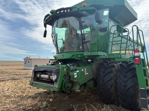 Image of John Deere S790 equipment image 4