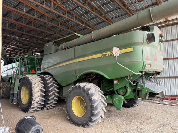 Image of John Deere S790 equipment image 1