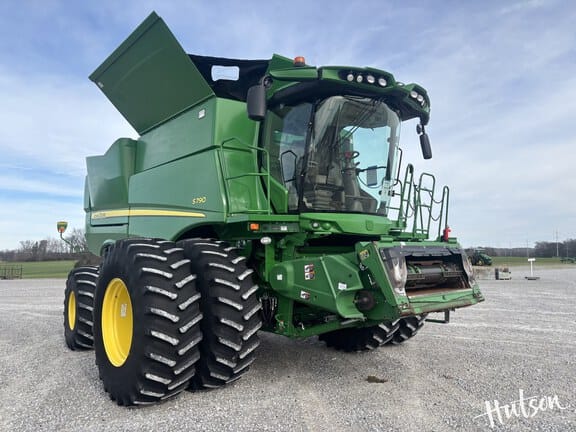 2020 John Deere S790 Equipment Image0