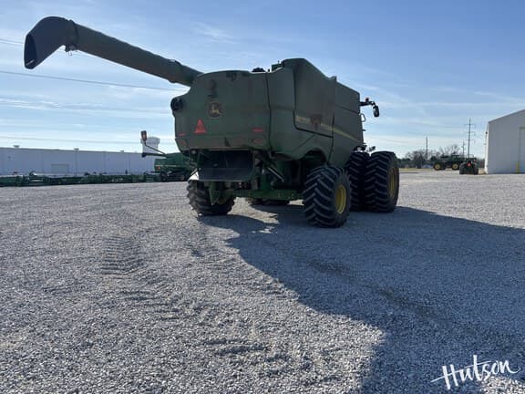 Image of John Deere S790 equipment image 3