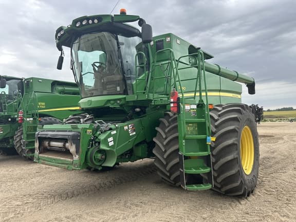 Image of John Deere S790 Primary image