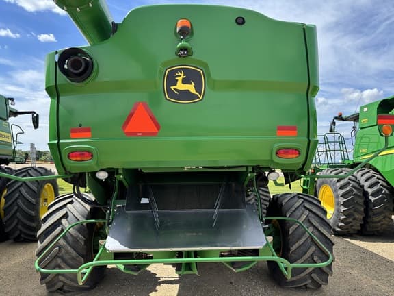 Image of John Deere S790 equipment image 4