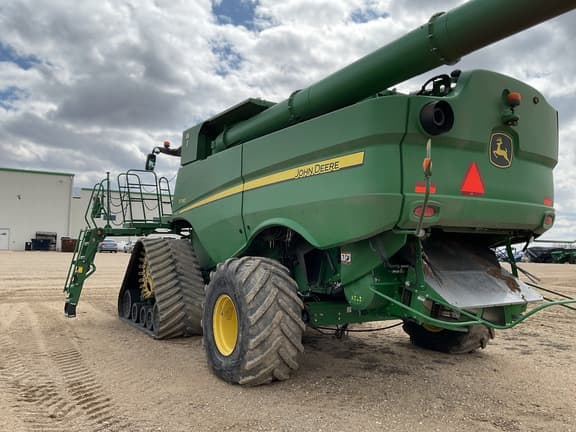 Image of John Deere S790 equipment image 3