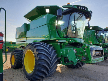 Main image John Deere S790