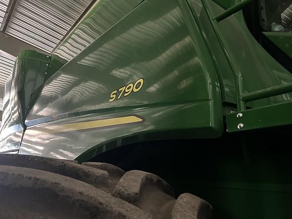 Image of John Deere S790 Primary image