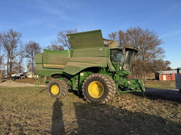 2020 John Deere S790 Equipment Image0