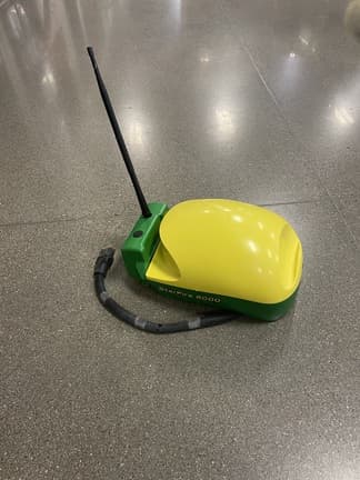 Image of John Deere StarFire 6000 Primary Image