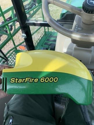 Image of John Deere StarFire 6000 Primary image