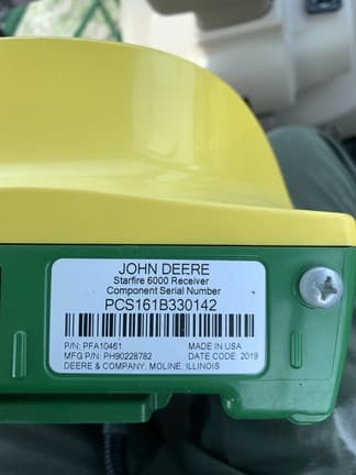 Image of John Deere StarFire 6000 equipment image 4