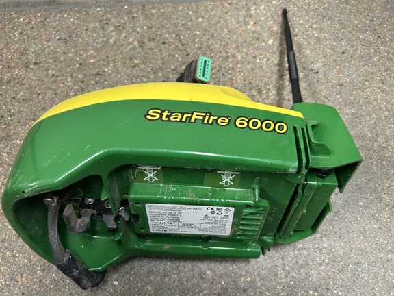 Image of John Deere StarFire 6000 Primary image