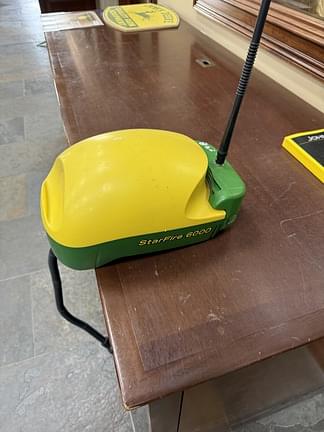 Image of John Deere StarFire 6000 Image 0