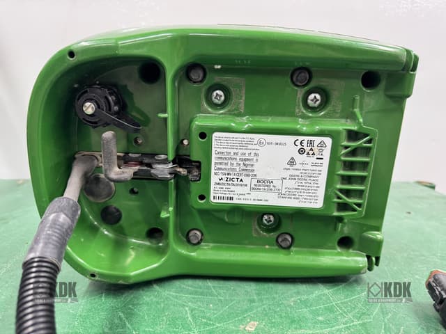 Image of John Deere StarFire 6000 equipment image 4