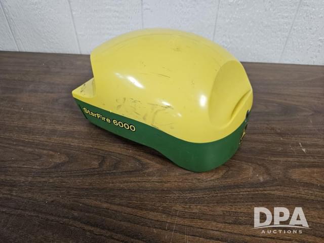 Image of John Deere StarFire 6000 equipment image 1
