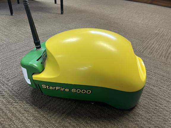 Image of John Deere StarFire 6000 Image 1