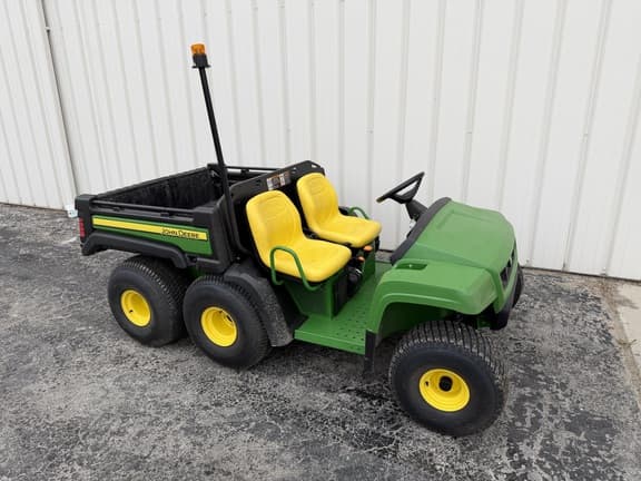 Image of John Deere Gator TH 6x4 equipment image 2