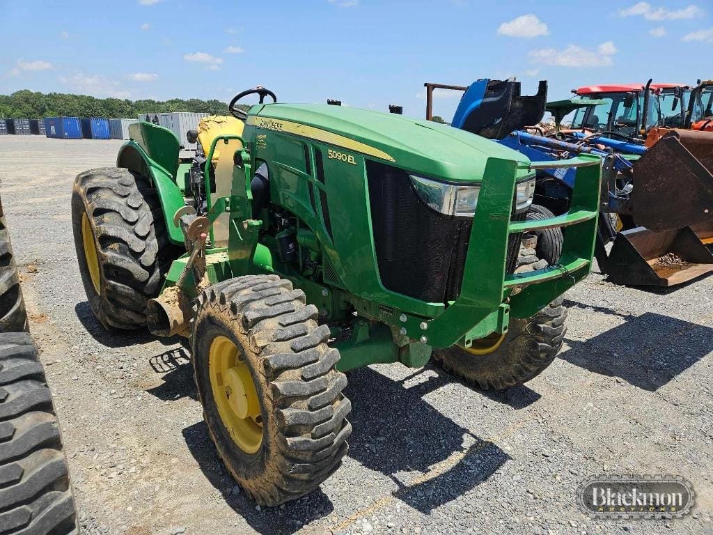 2020 John Deere 5090EL Equipment Image0