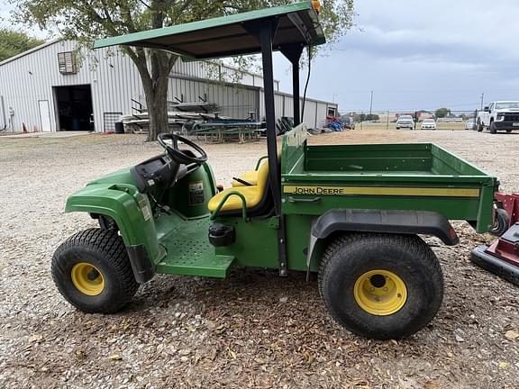 Image of John Deere Gator TS 4x2 equipment image 1