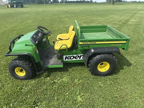 Image of John Deere Gator TS 4x2 equipment image 3