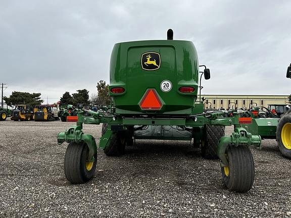 Image of John Deere W235 equipment image 4