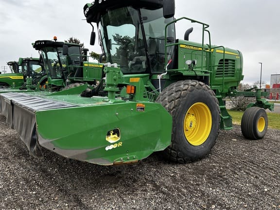 Main image John Deere W235
